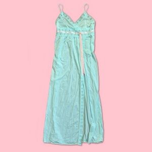 🌥🦋💐Vintage 1970s Slip Dress Nightgown💐🦋🌥